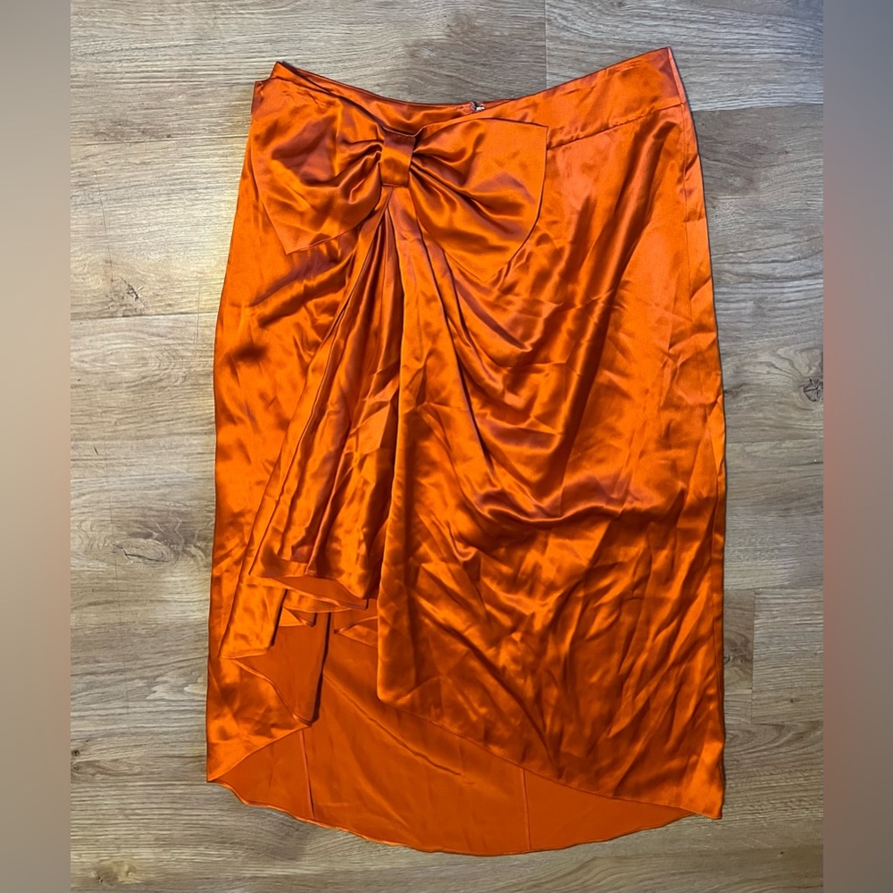 Designer couture Cinq a Sept size 6 orange silk vintage y2k style skirt